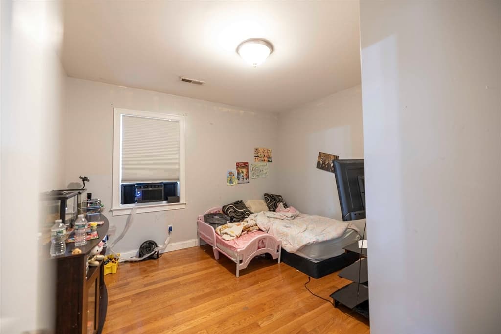 54 Arizona St, Fall River MA 02721 photo 16