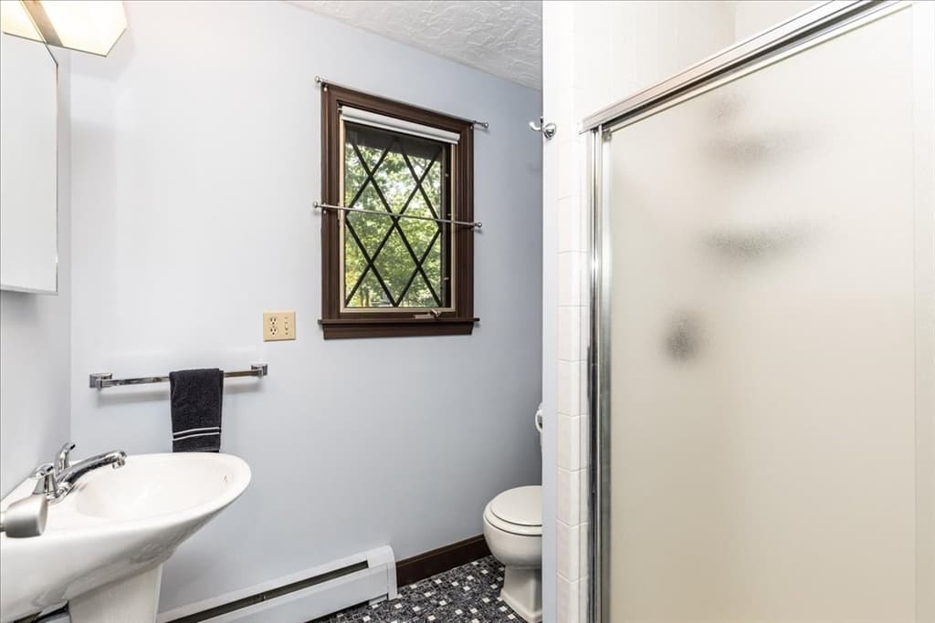 43 Ledgewood Dr, Danvers MA 01923 photo 35