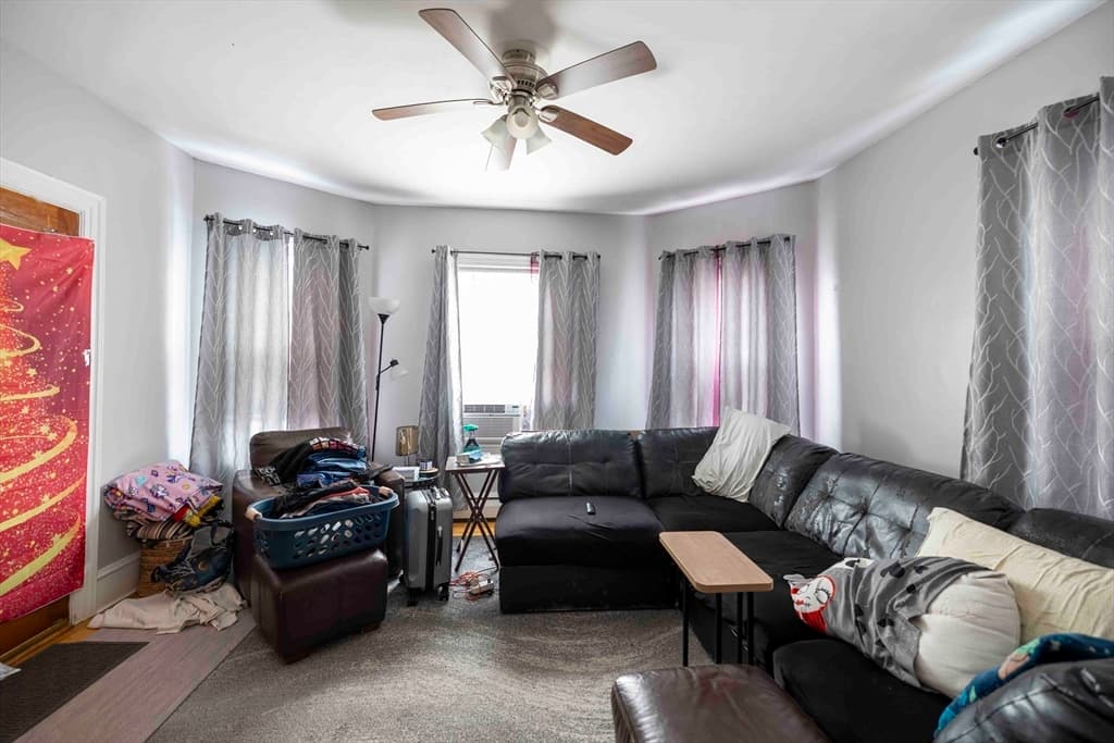 1025 Globe St, Fall River MA 02724 photo 21