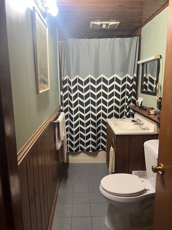 62 Coombs Street, Southbridge MA 01550 photo 5