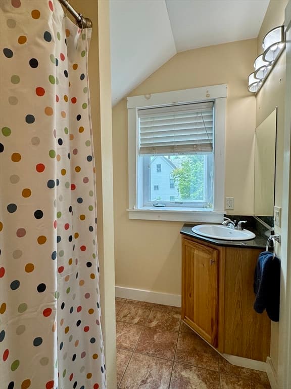 104 Davis Street, Greenfield MA 01301 photo 24