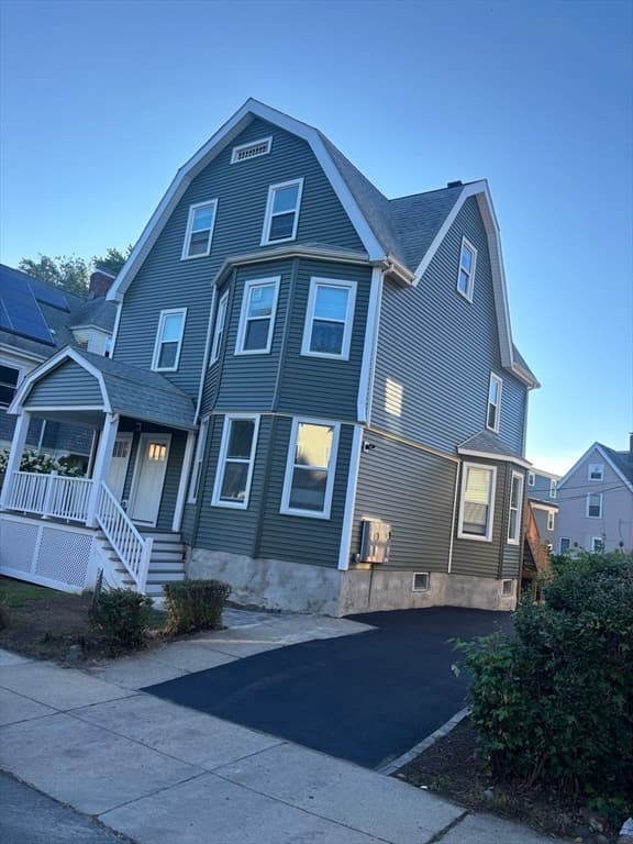 20 Rill, Boston MA 02125