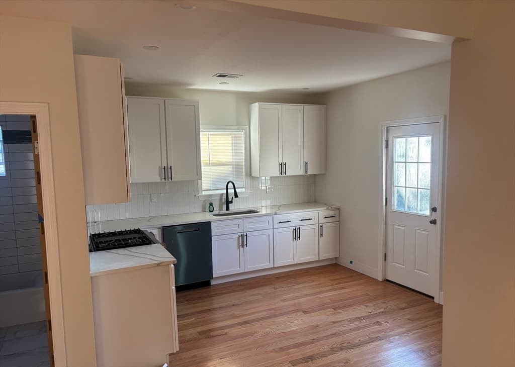 20 Rill, Boston MA 02125 photo 9