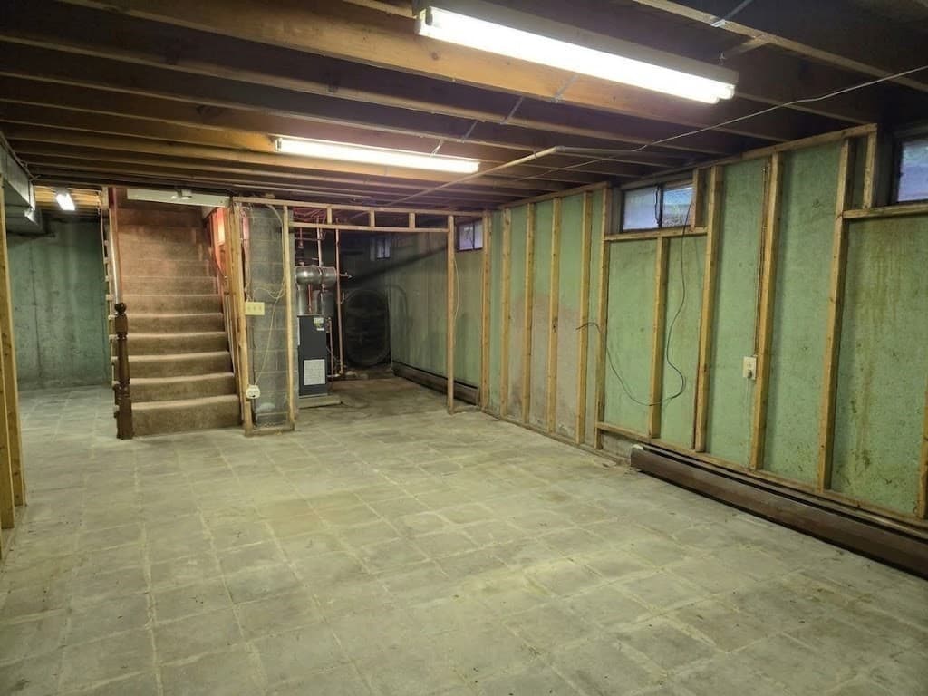 27 Feeding Hills Rd, Southwick MA 01077 photo 12