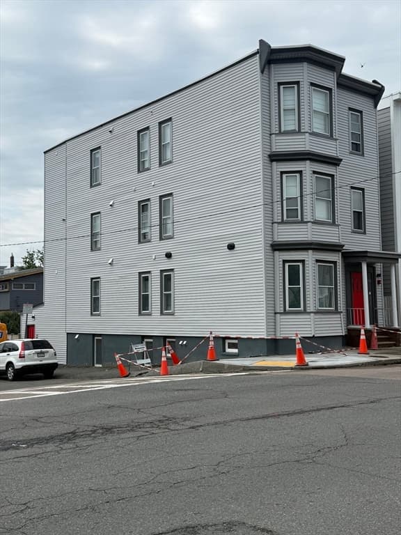 863 Saratoga St. # 3, Boston MA 02128 photo 2