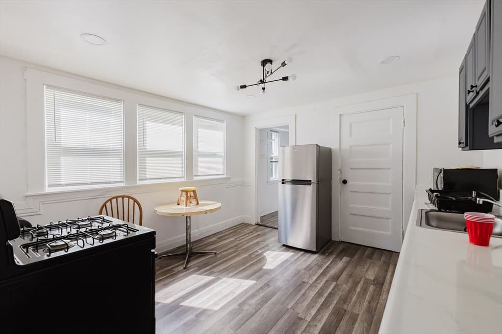 3 Family - 3 Units Up/Down at 15 Mclellan St, Boston MA 02121, Boston, photo 5 of 42