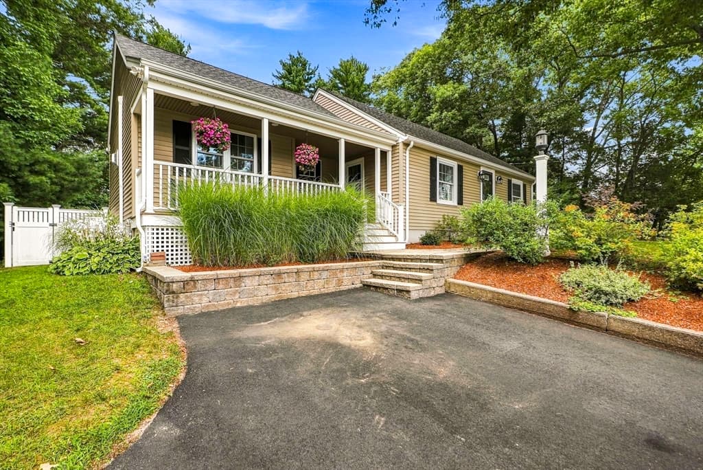 Single Family Residence at 8 Mellen St, Hopedale MA 01747, Hopedale, photo 40 of 41