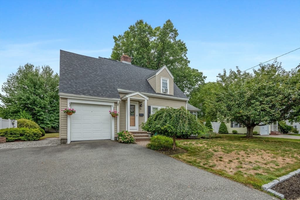 Single Family Residence at 18 Beaver St, Waltham MA 02453, Waltham, photo 2 of 23