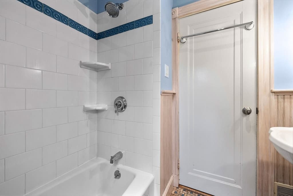 Single Family Residence at 18 Beaver St, Waltham MA 02453, Waltham, photo 21 of 23