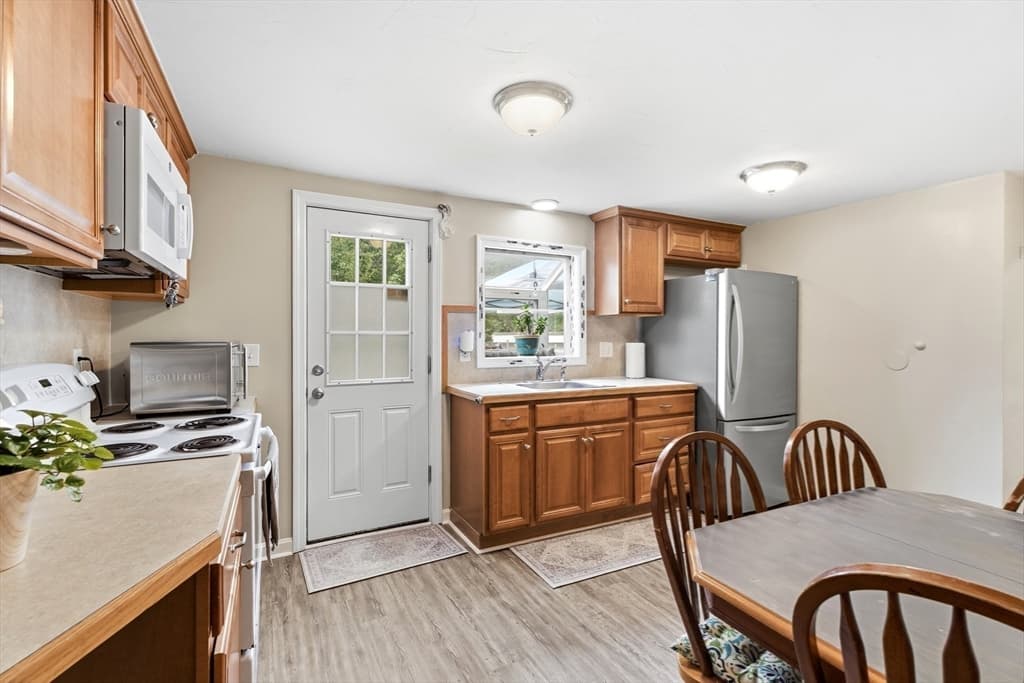 Single Family Residence at 55 Friendship St, Billerica MA 01821, Billerica, photo 12 of 42