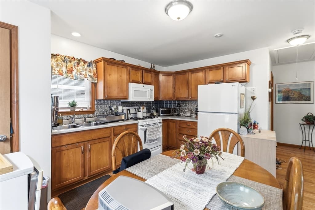 Single Family Residence at 55 Friendship St, Billerica MA 01821, Billerica, photo 32 of 42