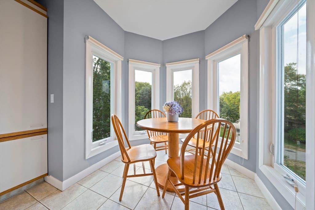 Condominium at 72 Kim Ter # C, Stoughton MA 02072, Stoughton, photo 7 of 40