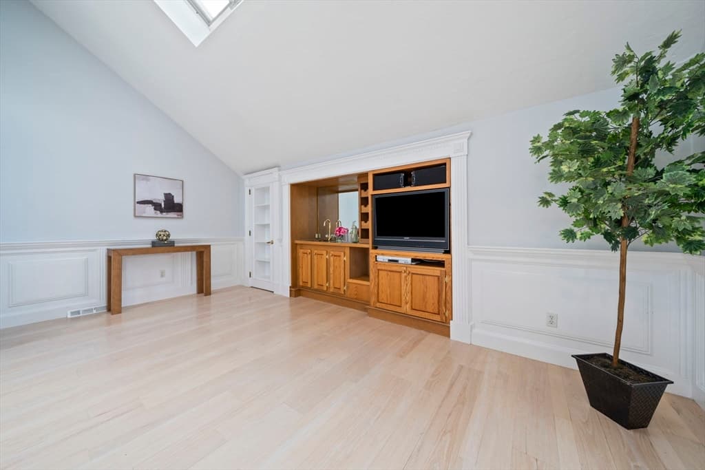 Condominium at 72 Kim Ter # C, Stoughton MA 02072, Stoughton, photo 36 of 40
