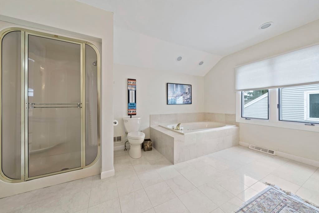 Condominium at 72 Kim Ter # C, Stoughton MA 02072, Stoughton, photo 37 of 40
