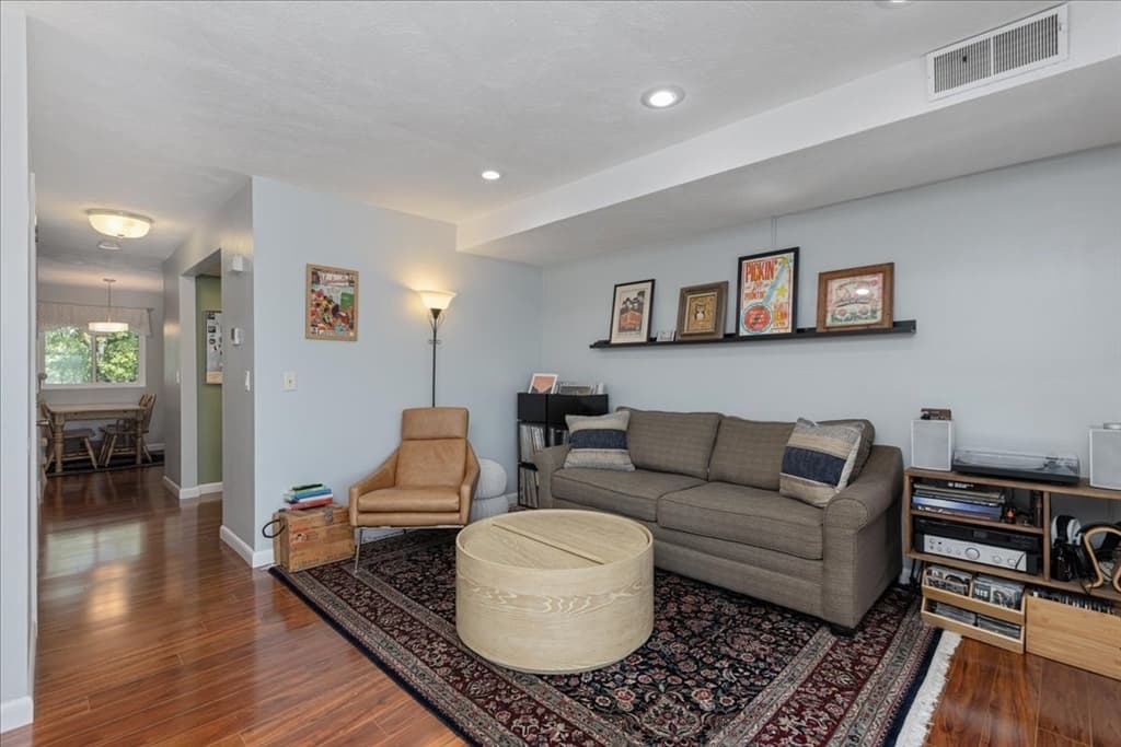 Condominium at 100 Merrimack Ave # 77, Dracut MA 01826, Dracut, photo 10 of 27