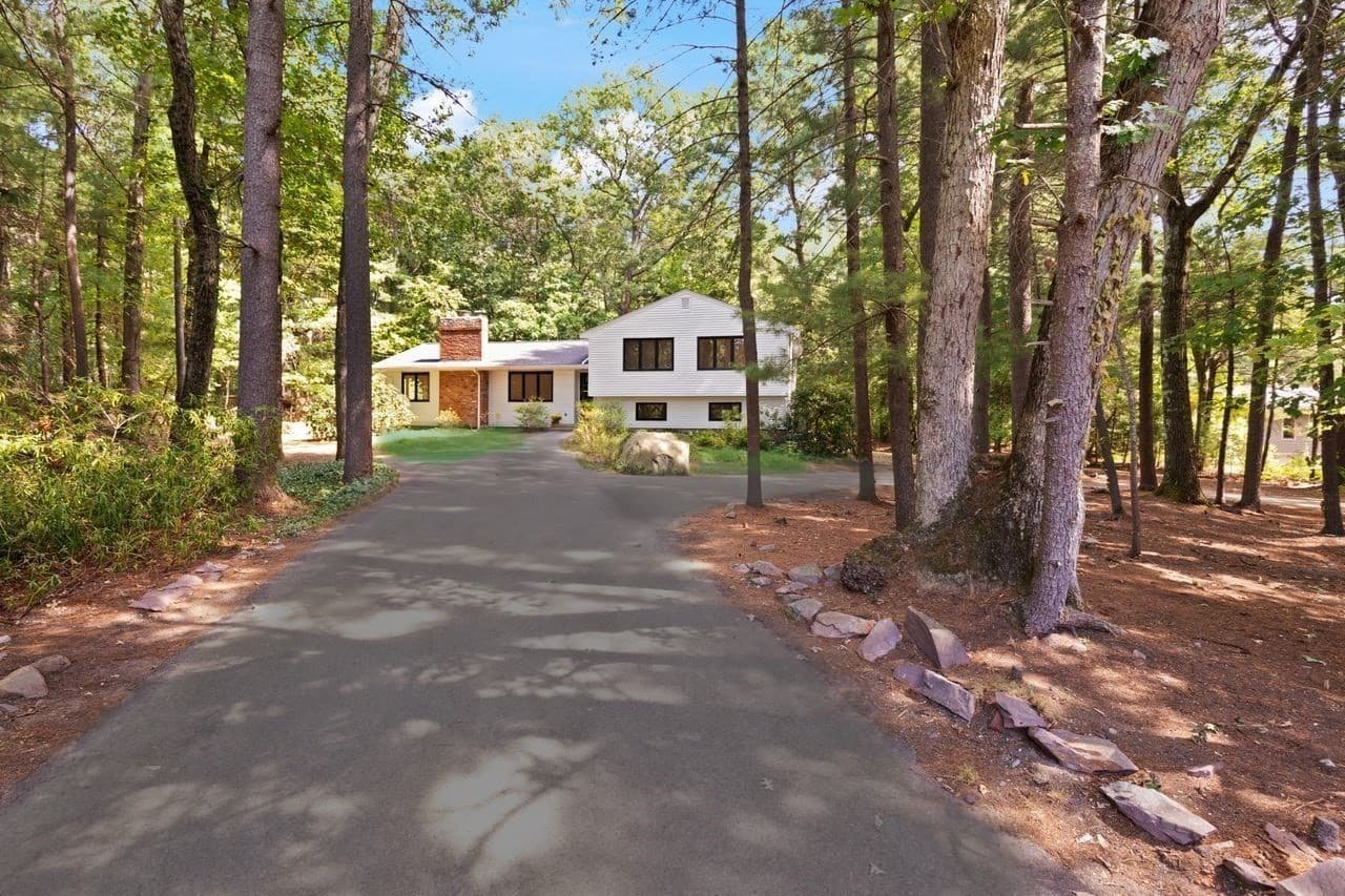Single Family Residence at 20 Algonquin Rd, Canton MA 02021, Canton, photo 2 of 40