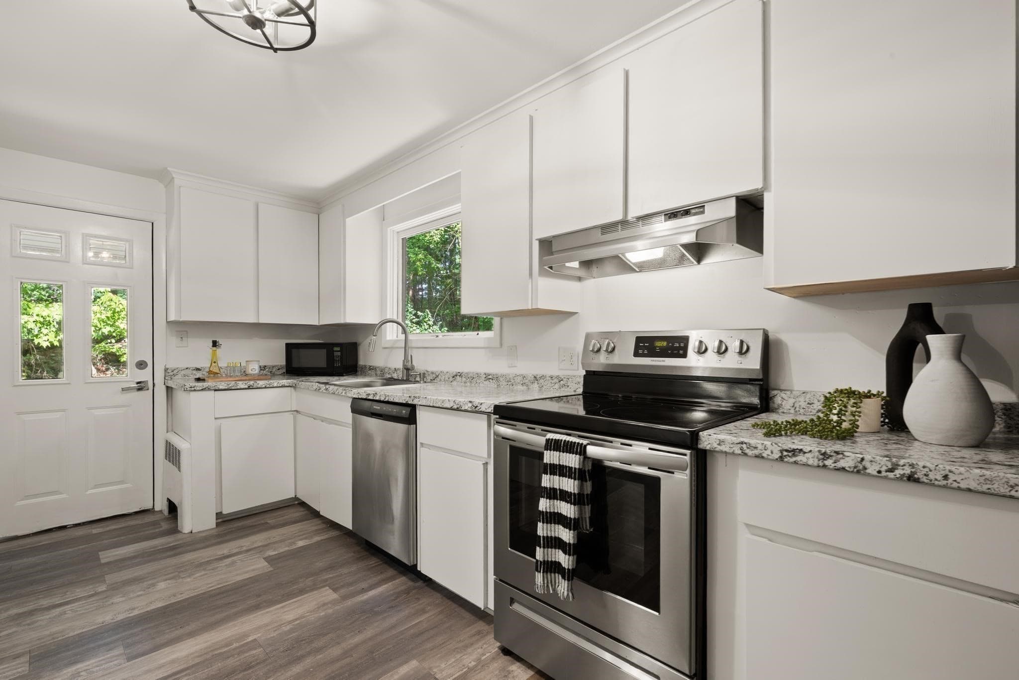 Single Family Residence at 20 Algonquin Rd, Canton MA 02021, Canton, photo 16 of 40