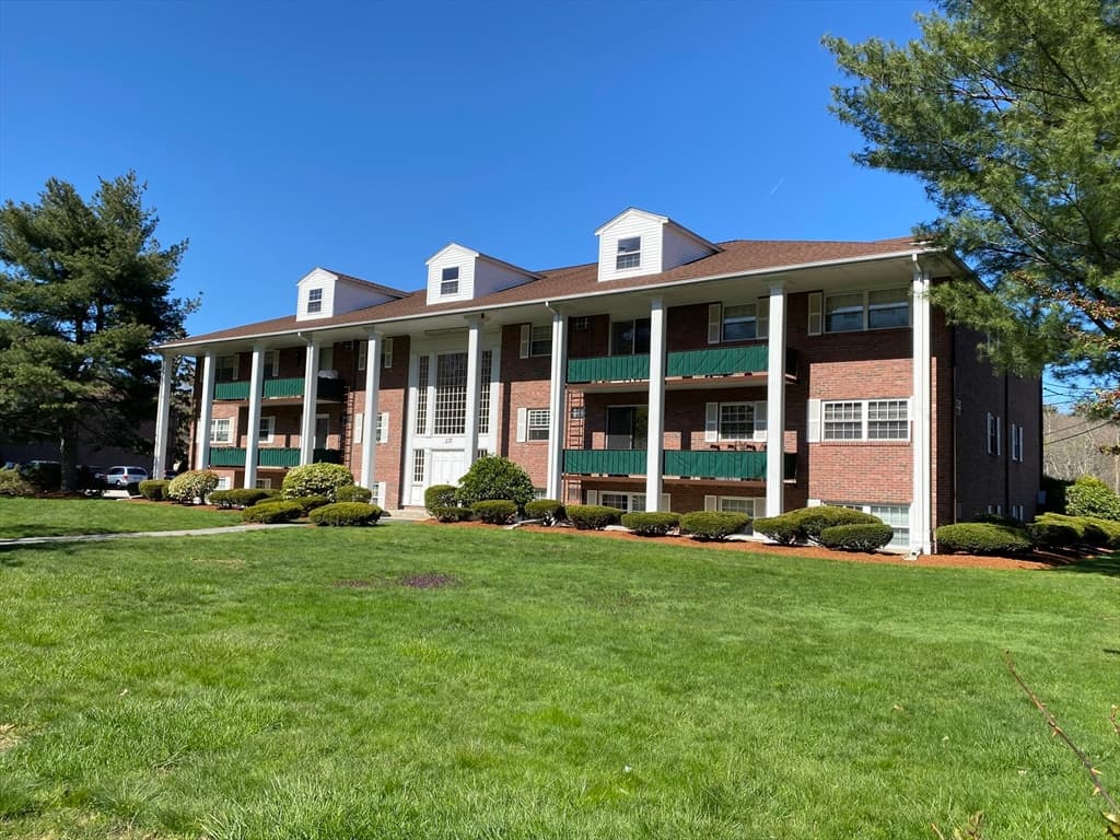 237 North Main Street # 10, Andover MA 01810