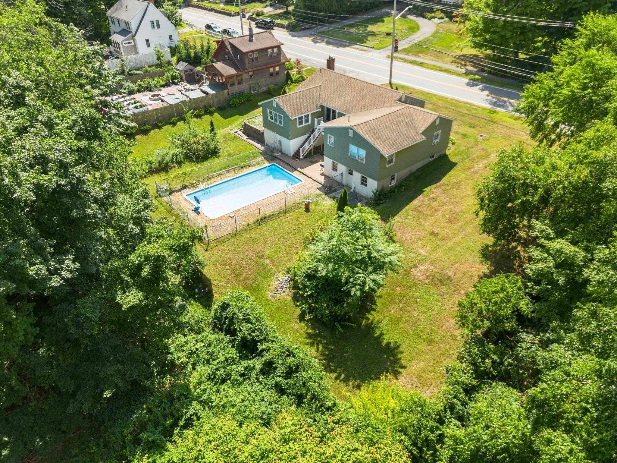 Single Family Residence at 76 Central St, Georgetown MA 01833, Georgetown, photo 35 of 39