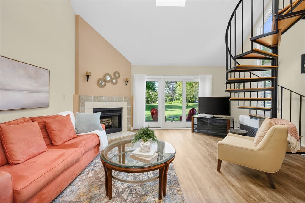 Condominium at 105 Trevor Ln # 69, Brewster MA 02631, Brewster, photo 6 of 38