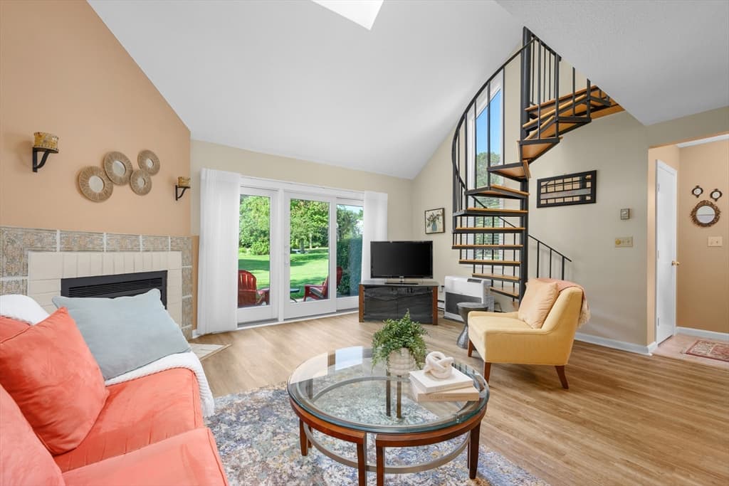 Condominium at 105 Trevor Ln # 69, Brewster MA 02631, Brewster, photo 5 of 38