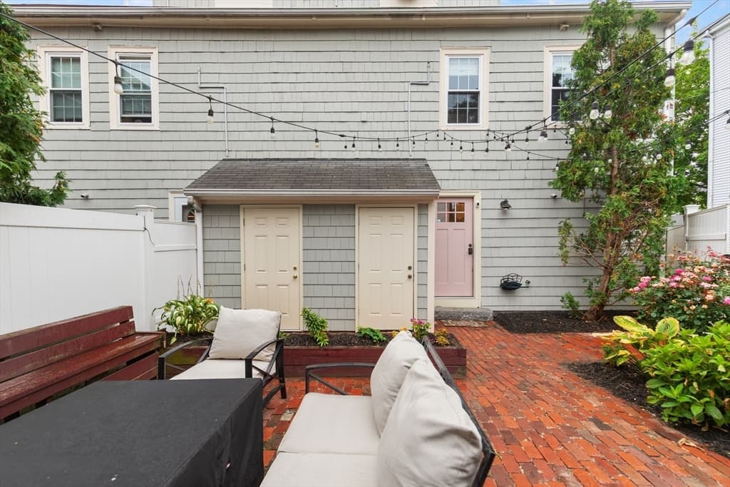 Condominium at 17 Daniels Street # 1, Salem MA 01970, Salem, photo 22 of 23