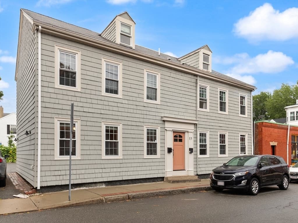 17 Daniels Street # 1, Salem MA 01970