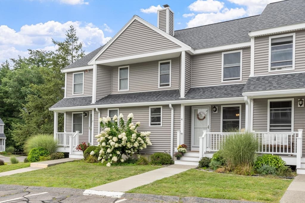 4 Sycamore Dr # 4, Leominster MA 01453