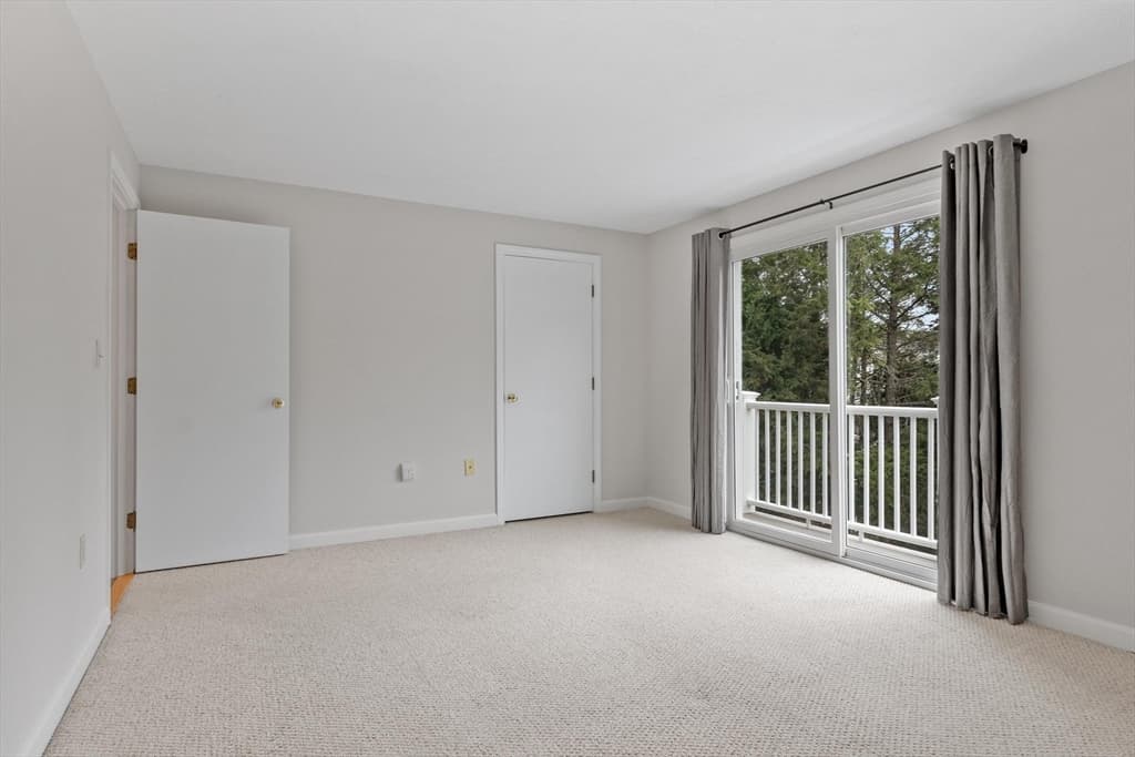 Condominium at 4 Sycamore Dr # 4, Leominster MA 01453, Leominster, photo 19 of 26