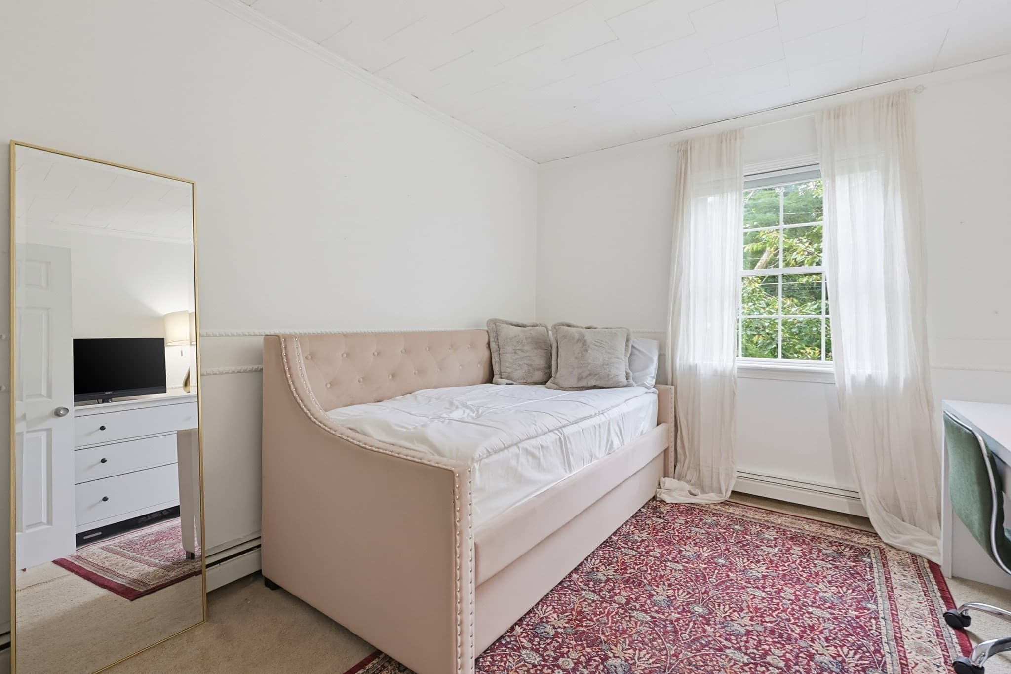Single Family Residence at 25 Old Elmdale Rd, Uxbridge MA 01569, Uxbridge, photo 18 of 42