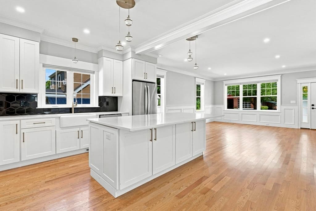 Single Family Residence at 698 Trapelo Road, Waltham MA 02452, Waltham, photo 7 of 32