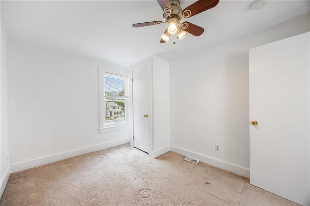 Single Family Residence at 90 Middlesex St, Haverhill MA 01835, Haverhill, photo 13 of 21