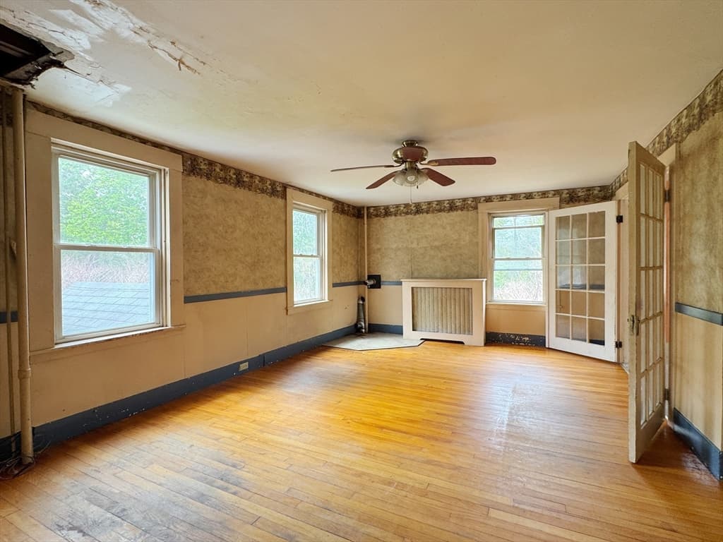 Single Family Residence at 58 Emerald St, Winchendon MA 01475, Winchendon, photo 20 of 32