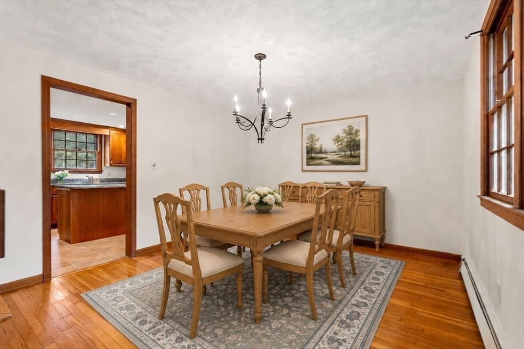 Single Family Residence at 4 Heard Drive, Ipswich MA 01938, Ipswich, photo 9 of 34
