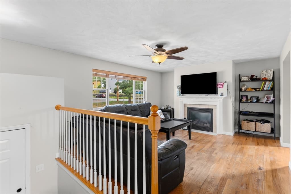 Single Family Residence at 183 E Broadway, Haverhill MA 01830, Haverhill, photo 9 of 27