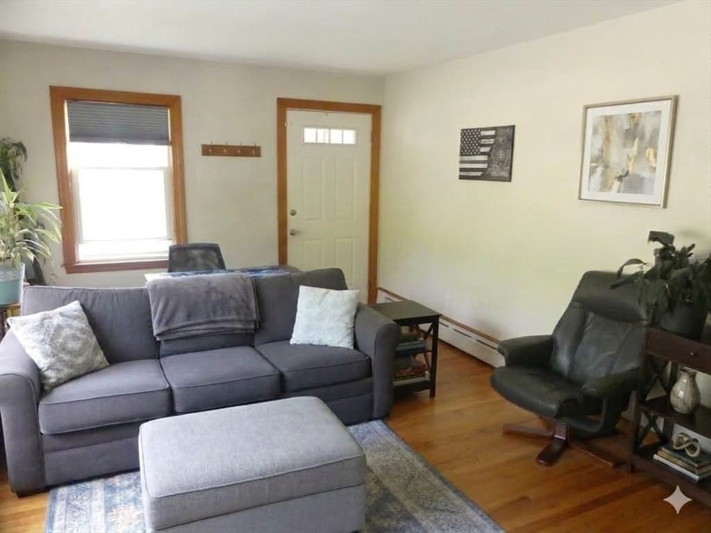 Single Family Residence at 118 Randolph Ave, Tiverton RI 02878, Tiverton, photo 11 of 30