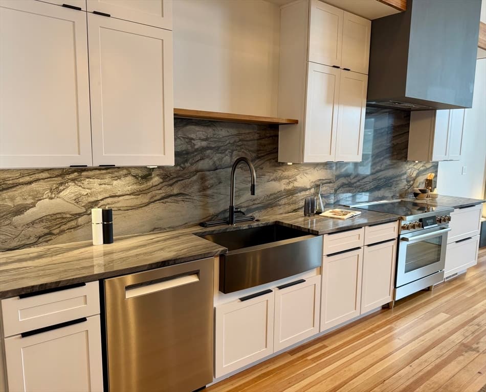 Condominium at 1001 Shirley St # 2, Winthrop MA 02152, Winthrop, photo 4 of 22