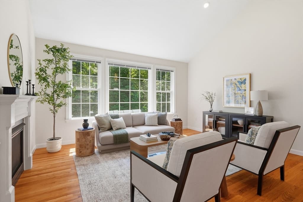 Condominium at 15 Braeburn Ln # 15, Ashland MA 01721, Ashland, photo 2 of 42