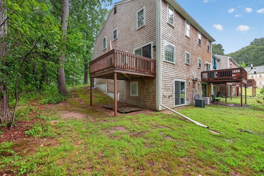 Condominium at 13 Old Meetinghouse Grn # 13, Norton MA 02766, Norton, photo 34 of 35