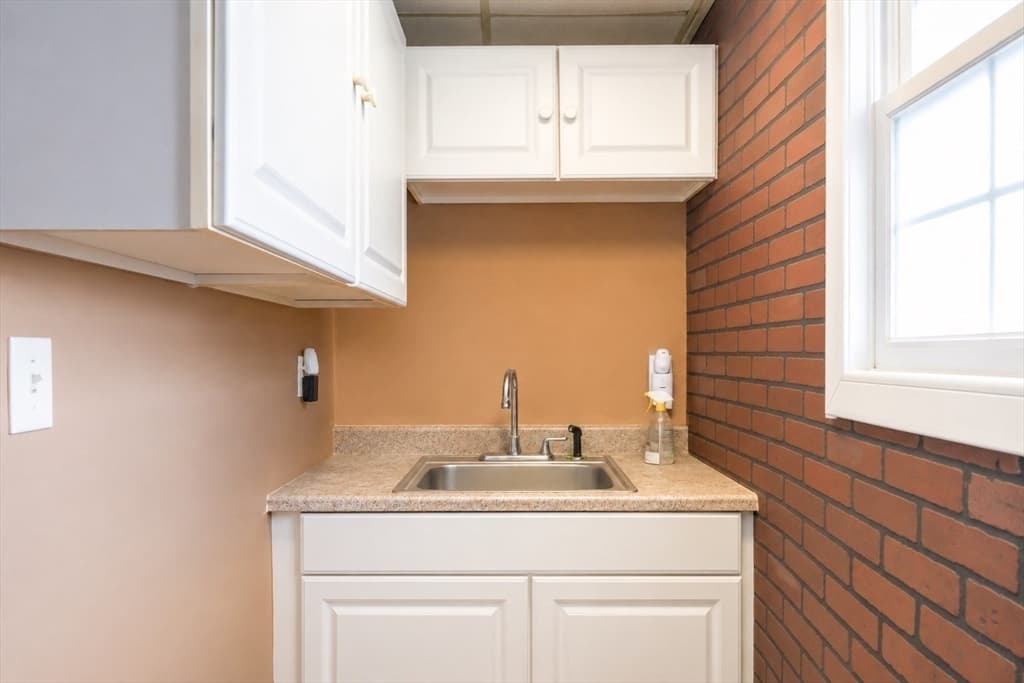 Multi Family at 218 Standish Ave, Plymouth MA 02360, Plymouth, photo 23 of 29