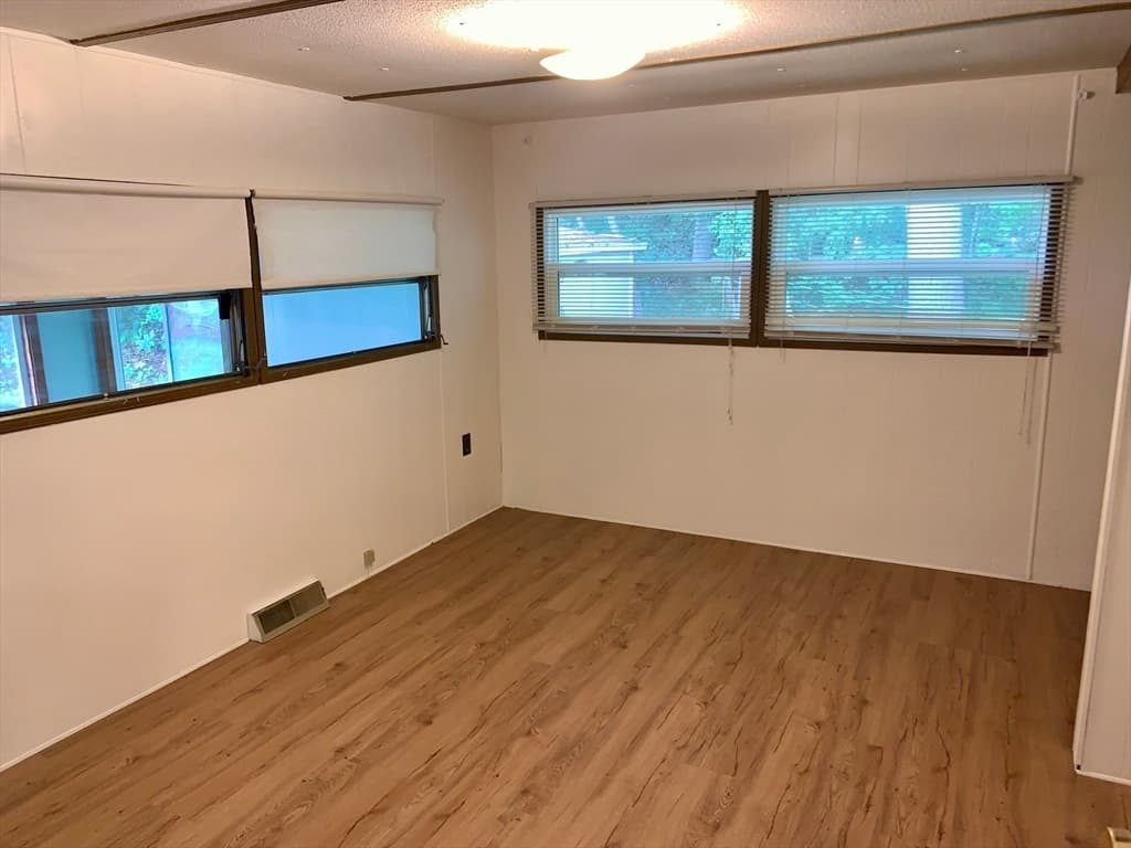 Mobile Home at 29 Conestoga, Brookfield MA 01502, Brookfield, photo 7 of 22