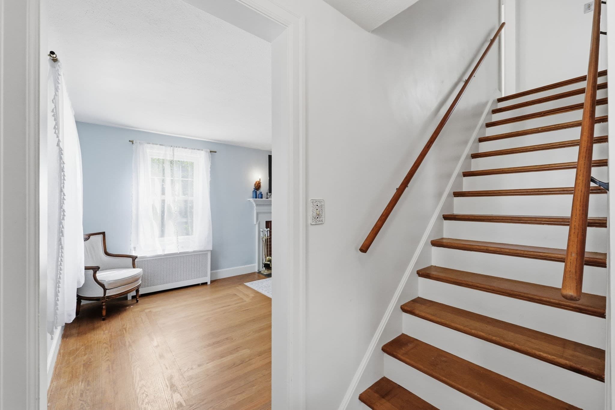 Single Family Residence at 250 Gillette Ave, Springfield MA 01118, Springfield, photo 12 of 42