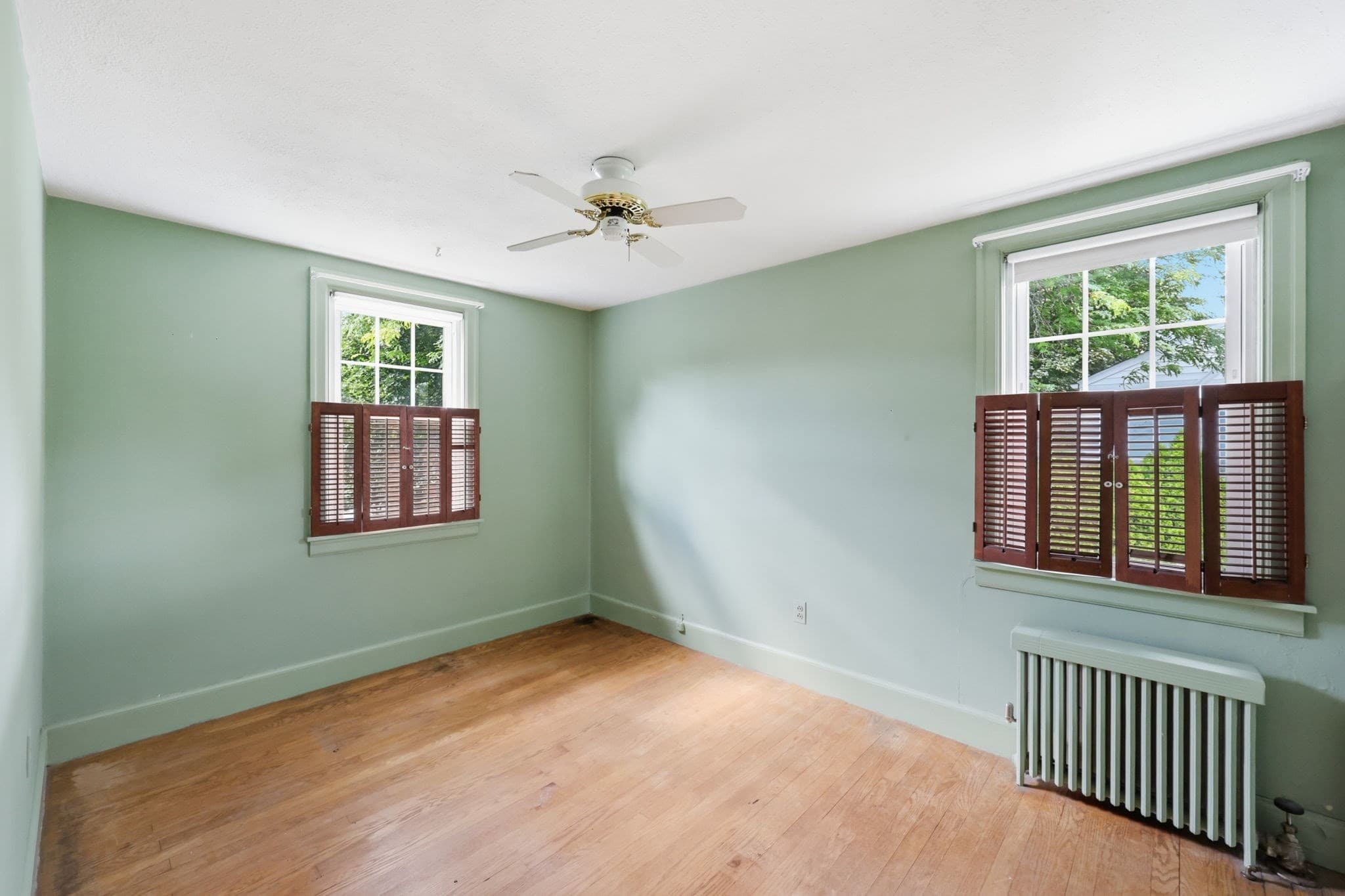 Single Family Residence at 250 Gillette Ave, Springfield MA 01118, Springfield, photo 29 of 42