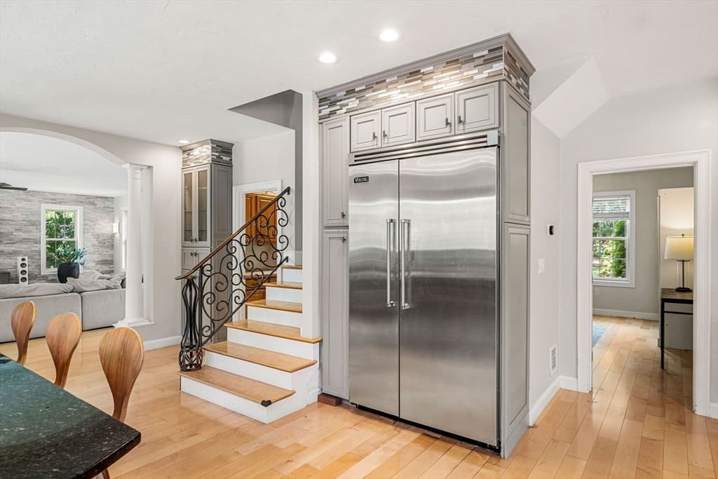 Single Family Residence at 9 Grandview Rd, North Reading MA 01864, North Reading, photo 9 of 41