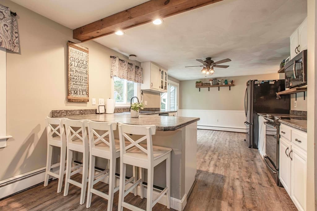 Single Family Residence at 13 Old Powder House Rd, Lakeville MA 02347, Lakeville, photo 13 of 42
