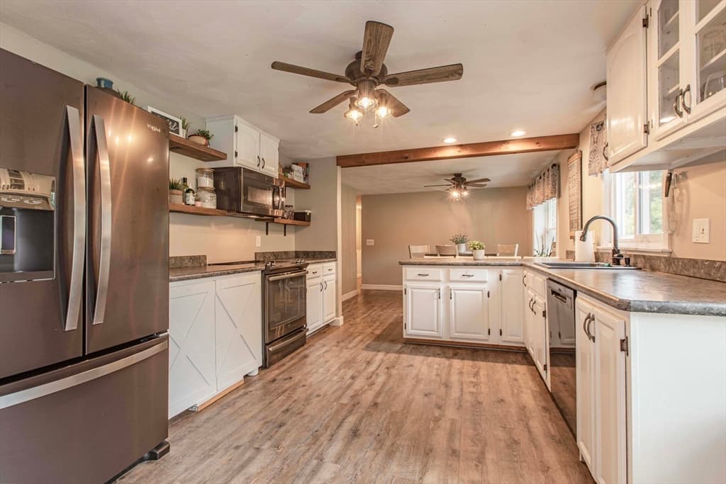 Single Family Residence at 13 Old Powder House Rd, Lakeville MA 02347, Lakeville, photo 12 of 42