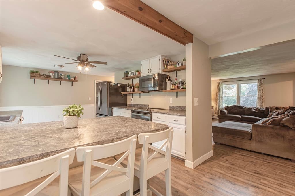 Single Family Residence at 13 Old Powder House Rd, Lakeville MA 02347, Lakeville, photo 14 of 42