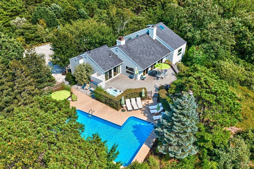 20 Cormorant Road, Truro MA 02666