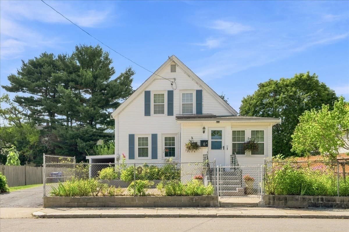 9 Oliver Street, Milford MA 01757