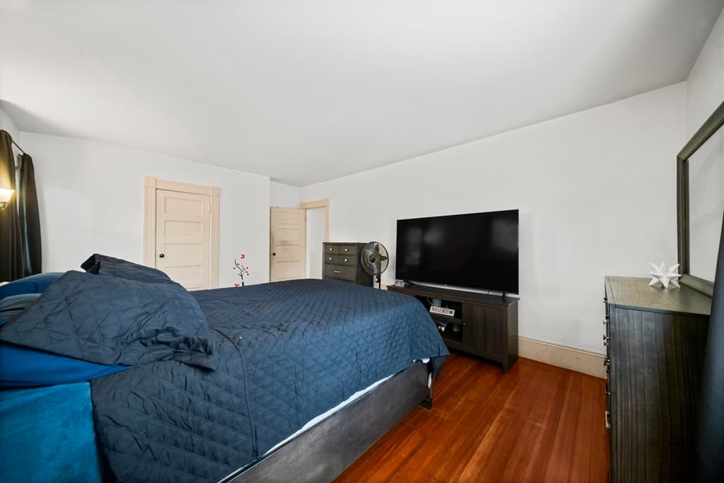 Single Family Residence at 275 Broadway St, Chicopee MA 01020, Chicopee, photo 24 of 34